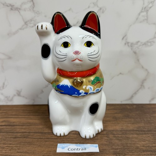 Maneki neko beckoning - neko, lucky