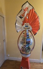 Présentoir kinder pâques - kinder,