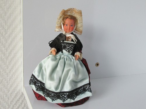 Ancienne poupee - (n°1),