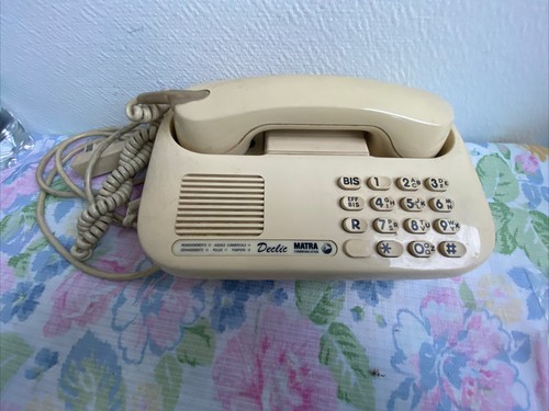 Ancien telephone filaire fixe - ancien,