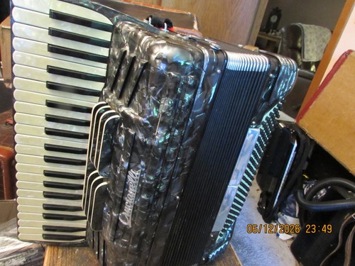 Accordion crucianelli 120 - accordion, crucianelli,