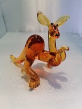 KANGOUROU en verre PARFAIT ETAT Pièce unique-ARTISANAL. Animaux en verre
