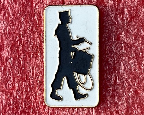 T11 pins ban - t11, bihoue