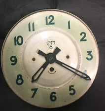 Pendule Murale JAPY tôle années 50 fonctionnelle,spirale, clef, à réviser