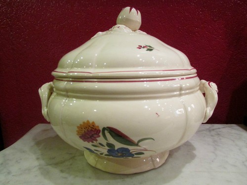Ancienne grande soupiere - ancienne,