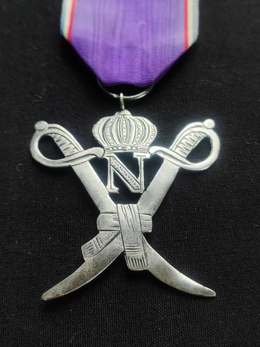 Superbe rare médaille de - +,