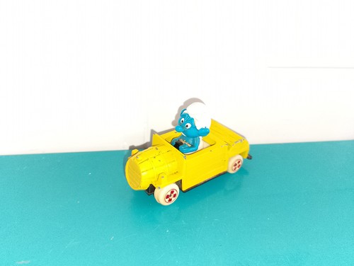 2607261 voiture les