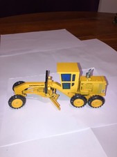 NZG Niveleuse 1:50. Caterpillar 12 G. Numéro 150. Germany