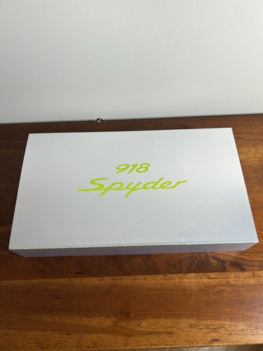 Porsche 918 spyder press kit - porsche,