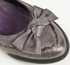 ESCARPINS MARQUE COULEUR POURPRE  NEUFS EN CUIR TROTTEURS CUIR POINTURE 40