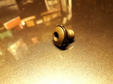 VIS DE FIXATION ORIGINALE