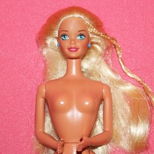 Poupée Barbie nue vintage /