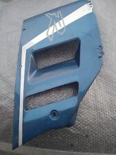 Flanc Gauche SUZUKI GSXR 1100 89/90 en bon état, à peindre.