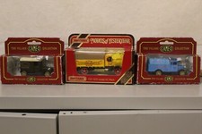 lot 12 miniatures 1/43 voiture des marques Corgi, Matchbox et autres