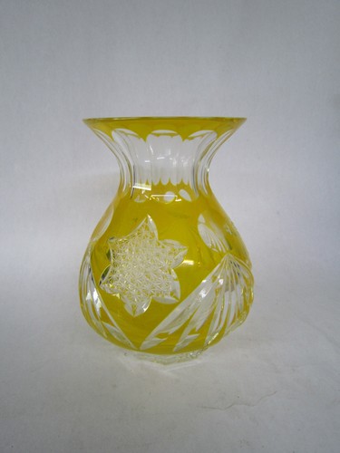 Superbe vase cristal jaune - cristal,