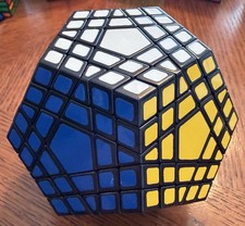 Rubik's Cube - 5x5 Gigaminx -