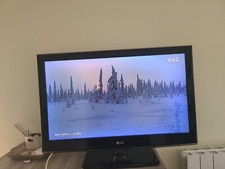 TV ecran plat 81 CM LG REF