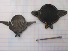 JOLI BREVET PARACHUTISTE NUMEROTER  ANNEE  1975