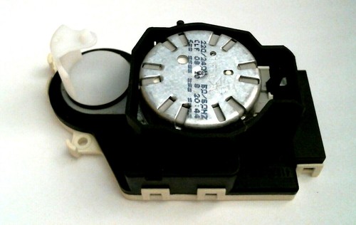 Moteur inverseur eau lave