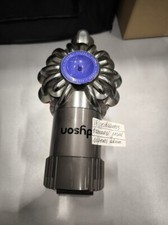 Aspirateur Dyson V6 -