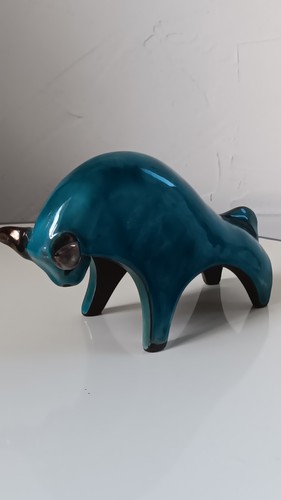 Sculpture taureau - , en