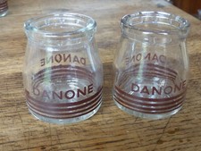 lot de 2 pots de yaourt anciens Danone en verre de 14 cl vintage collection