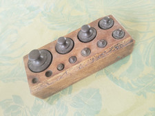 boite de poids anciens