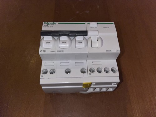 Disjoncteur idd40k c16a - disjoncteur,