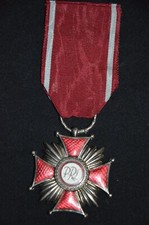 MEDAILLE POLONAISE-CROIX DU