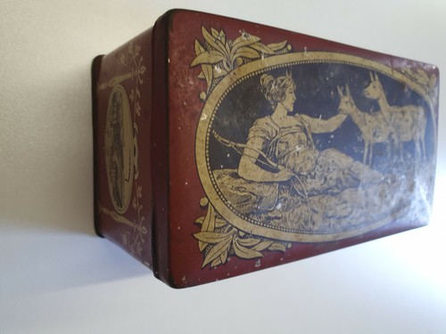 Boite méttalique 