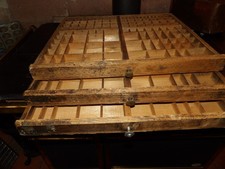 3 Anciens casiers d'imprimeur  bois 50 x 44 cm ,meuble de métier,rangement,1940