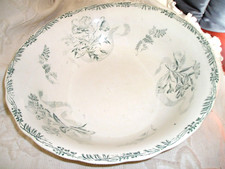 CREIL MONTEREAU -  Grande BASSINE de TOILETTE - MODELE DENTELLES - RARE