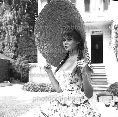 Brigitte bardot exclusive - *,