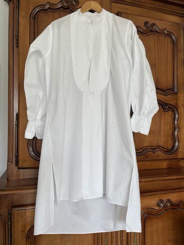 Ancienne longue chemise - , grand
