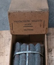 2 fers à chaussures Acier  /