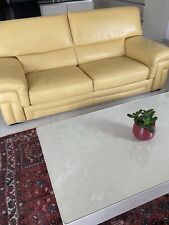 canapé 3 places et fauteuil  Rochebobois  en cuir jaune vachette pleine fleur