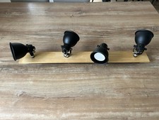 Plafonnier rampe 4 spots style industriel noir et bois avec ampoules LED