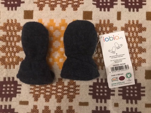 Iobio organic wool - organic, mittens