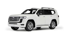 LCD Models 1:18 TOYOTA LAND