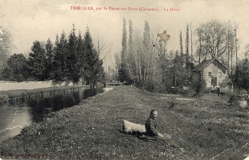 Cpa thiéville la dives - :,