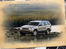 Catalogue / Brochure JEEP GRAND CHEROKEE CARACTERISTIQUES TECHNIQUES de 2005 -