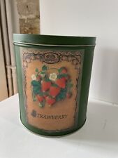 Ancienne boîte en fer décors Fraises Strawberry cuisine deco vintage retro Thé