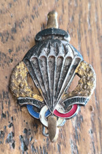 Insigne Militaire Préparation Militaire Parachutiste Type 1 Sans Marque /A156