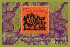 Feuillet F4602 - Dentelle mécanique Leavers type Chantilly - 2011