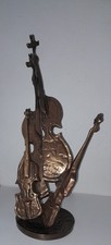 Grand Groupe en Bronze d'Yves Lohé né en 1941.Groupe de violons en Bronze....