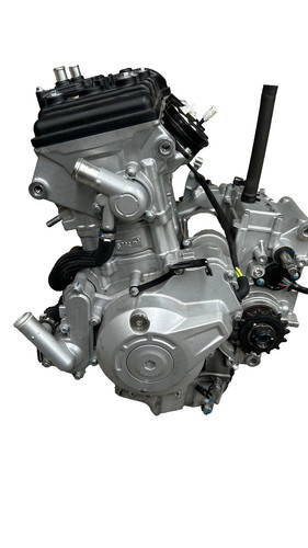 Moteur moto 675 r année - cf,