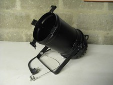 Projecteur par 64 long noir 1000w avec lampe NSP et porte filtre + élingue
