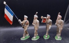 QUIRALU / 4  SOLDATS FRANCAIS  / 1,32 éme