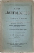 Archéologie Gauloise Un Casque en fer et des bouterolles de Fourreaux