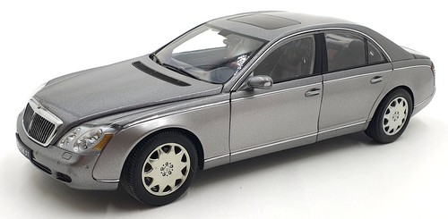 Autoart scale diecast - 1/18,